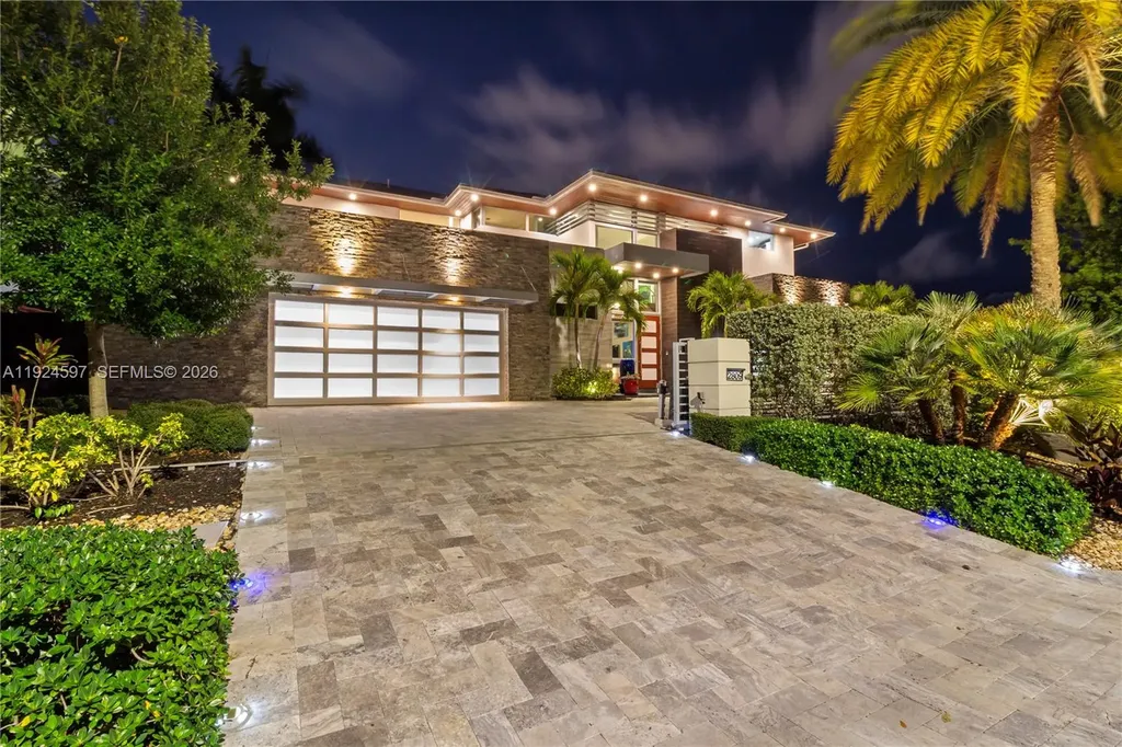 2809 NE 24th Place Fort Lauderdale FL 33305