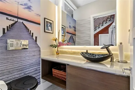 2809 NE 24th Place Fort Lauderdale FL 33305