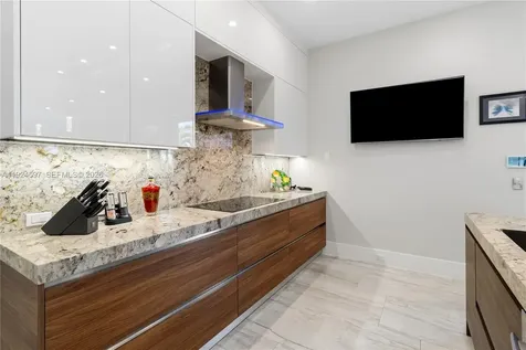 2809 NE 24th Place Fort Lauderdale FL 33305