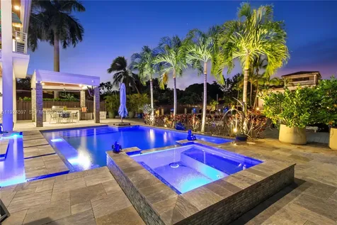 2809 NE 24th Place Fort Lauderdale FL 33305