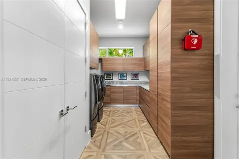 2809 NE 24th Place Fort Lauderdale FL 33305