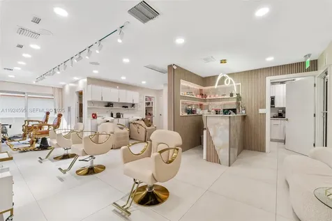 0000 SW 87th Avenue Miami FL 33165