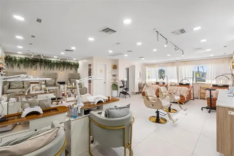 0000 SW 87th Avenue Miami FL 33165