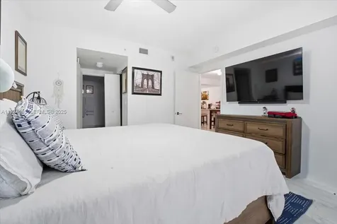 488 NE 18th Street Miami FL 33132