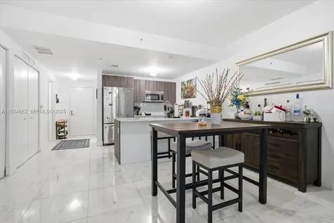 488 NE 18th Street Miami FL 33132