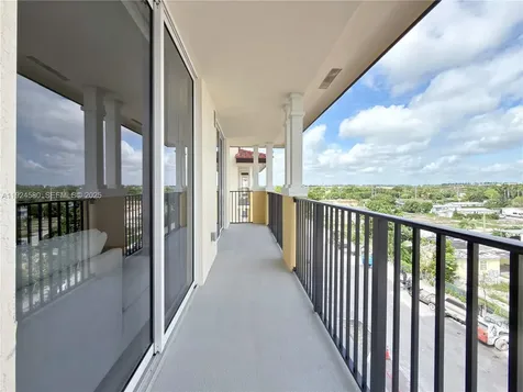 11239 NW 4th Terrace Sweetwater FL 33172