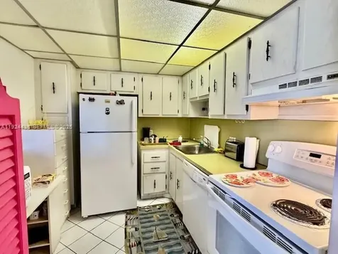 20335 W Country Club Drive Aventura FL 33180