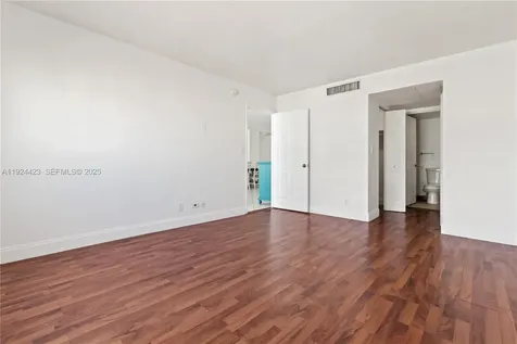 6770 Indian Creek Drive Miami Beach FL 33141
