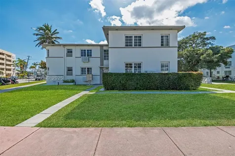 7124 Bay Drive Miami Beach FL 33141