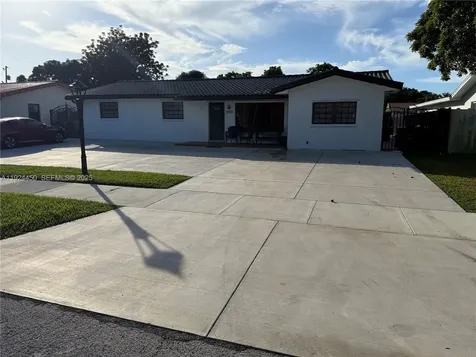 10812 SW 33rd Street Miami FL 33165