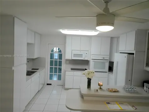 10812 SW 33rd Street Miami FL 33165
