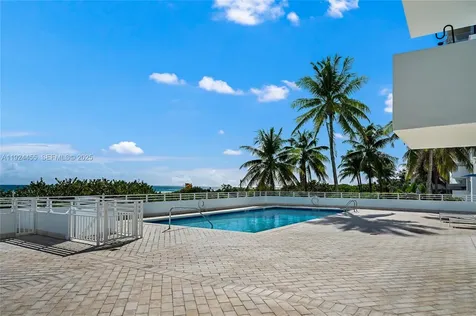 Miami Beach FL 33139