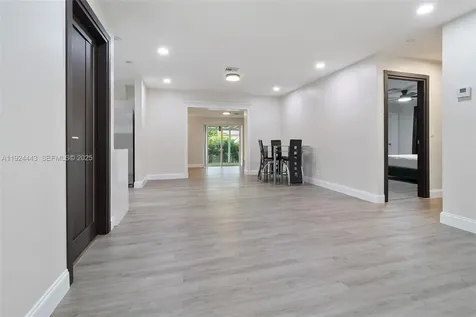 724 SW 4th Court Hallandale Beach FL 33009
