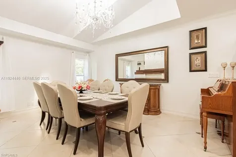 740 31st Street SW Naples FL 34117