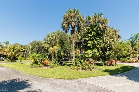 740 31st Street SW Naples FL 34117