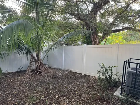 2730 NW 44th Street Miami FL 33142