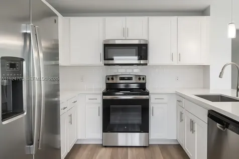 432 21st Street West Palm Beach FL 33407