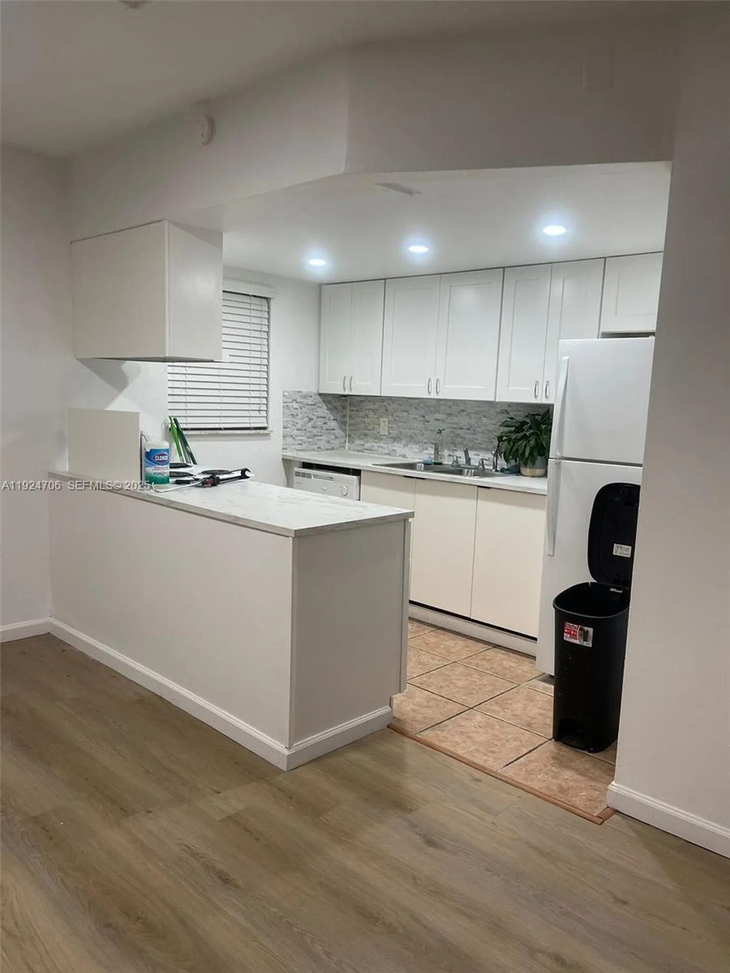 1100 NE 9th Avenue Fort Lauderdale FL 3240