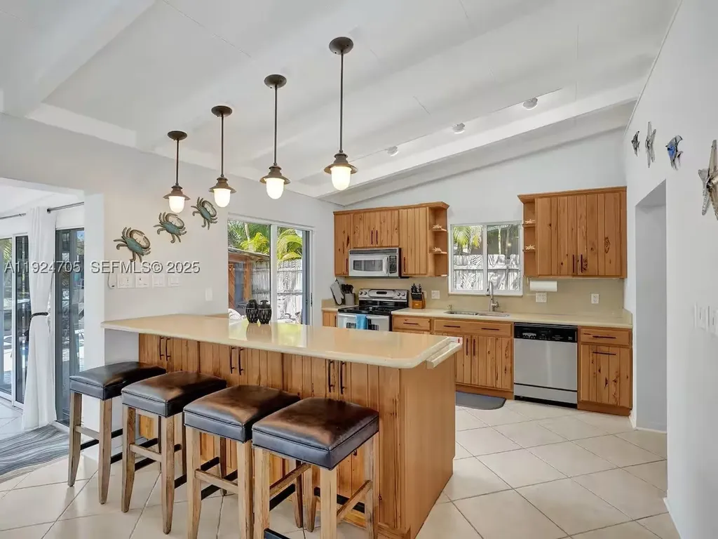 2525 Gulfstream Lane Fort Lauderdale FL 33312