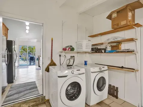 2525 Gulfstream Lane Fort Lauderdale FL 33312
