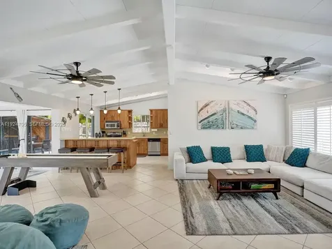 2525 Gulfstream Lane Fort Lauderdale FL 33312