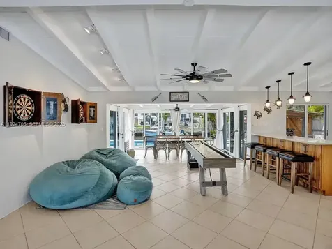 2525 Gulfstream Lane Fort Lauderdale FL 33312