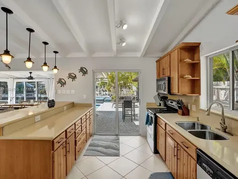 2525 Gulfstream Lane Fort Lauderdale FL 33312