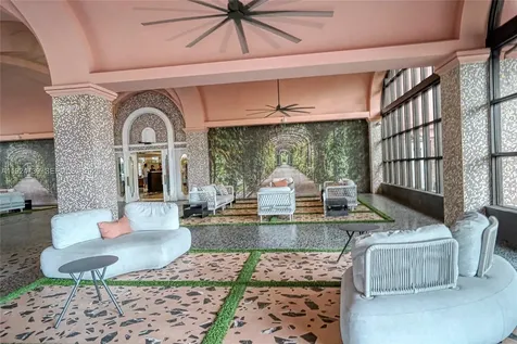 5225 Collins Avenue Miami Beach FL 33140