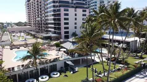 5225 Collins Avenue Miami Beach FL 33140