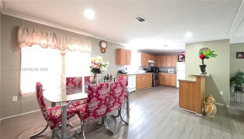 225 N Estribo Street Clewiston FL 33440