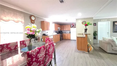 225 N Estribo Street Clewiston FL 33440
