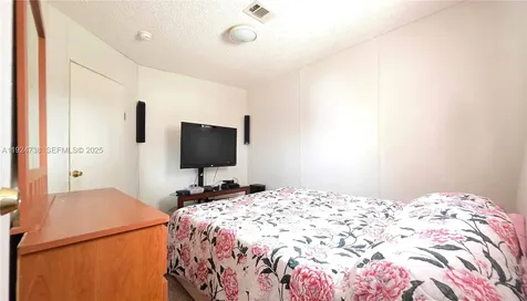 225 N Estribo Street Clewiston FL 33440