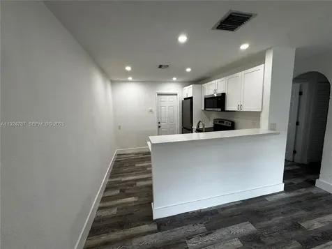 2030 Taylor Street Hollywood FL 33020