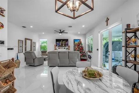 19815 SW 132nd Court Miami FL 33177