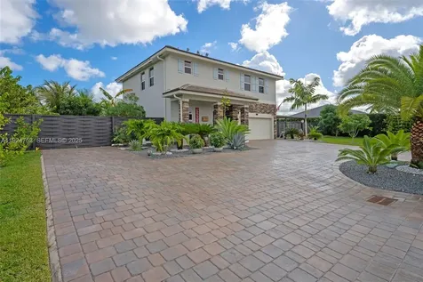 19815 SW 132nd Court Miami FL 33177