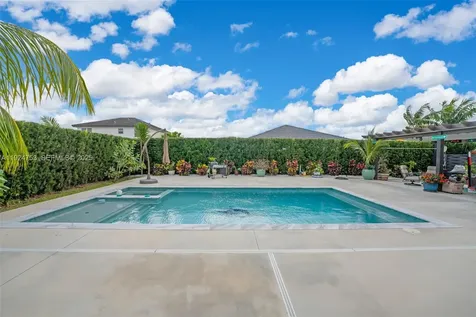 19815 SW 132nd Court Miami FL 33177