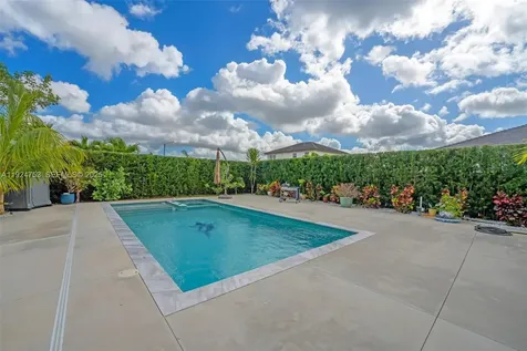 19815 SW 132nd Court Miami FL 33177