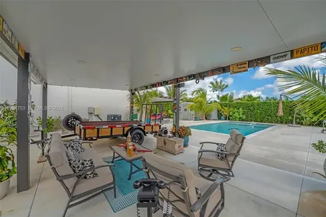 19815 SW 132nd Court Miami FL 33177