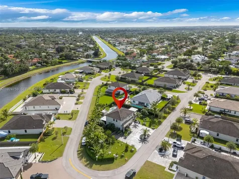 19815 SW 132nd Court Miami FL 33177