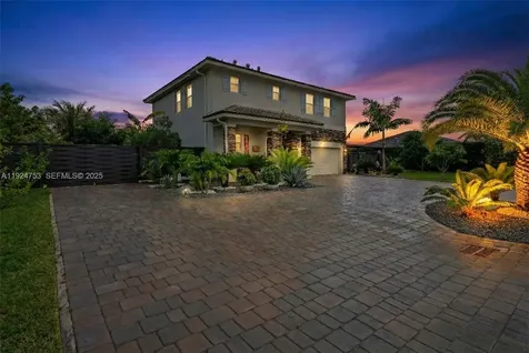 19815 SW 132nd Court Miami FL 33177