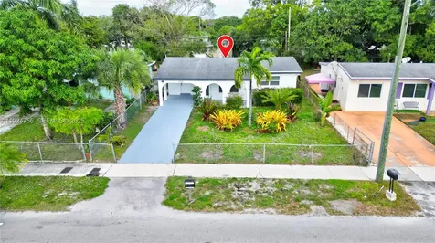 1035 NW 11th Court Fort Lauderdale FL 33311