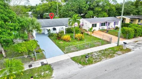 1035 NW 11th Court Fort Lauderdale FL 33311