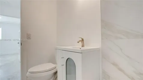 1035 NW 11th Court Fort Lauderdale FL 33311