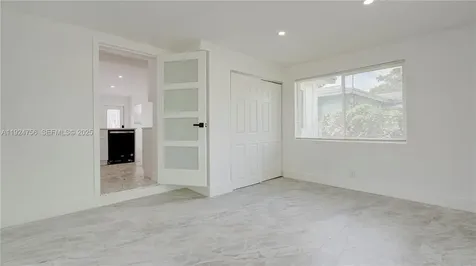 1035 NW 11th Court Fort Lauderdale FL 33311