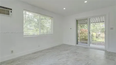 1035 NW 11th Court Fort Lauderdale FL 33311