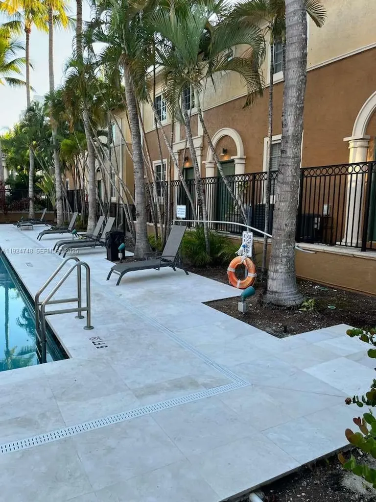 2891 NE 185th Street Aventura FL 33180