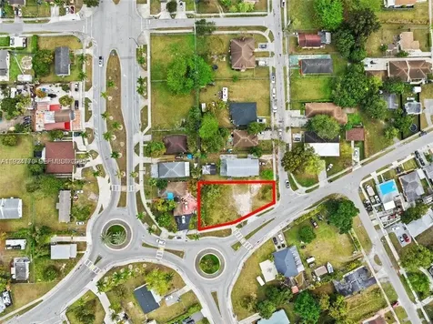 17611 SW 102 Avenue Perrine FL 33157