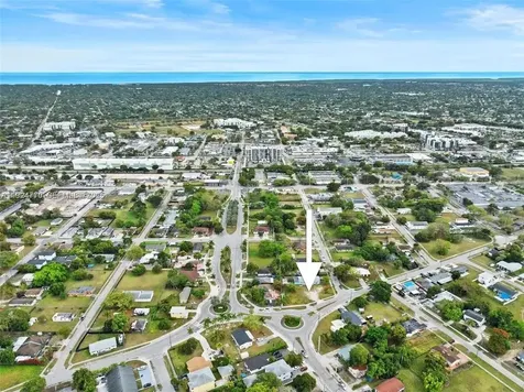 17611 SW 102 Avenue Perrine FL 33157