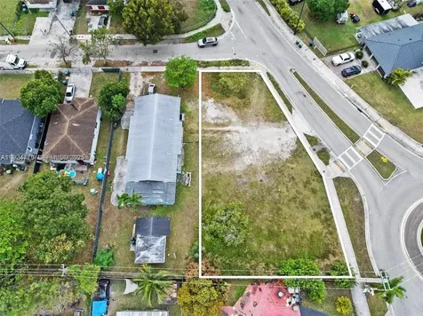 17611 SW 102 Avenue Perrine FL 33157
