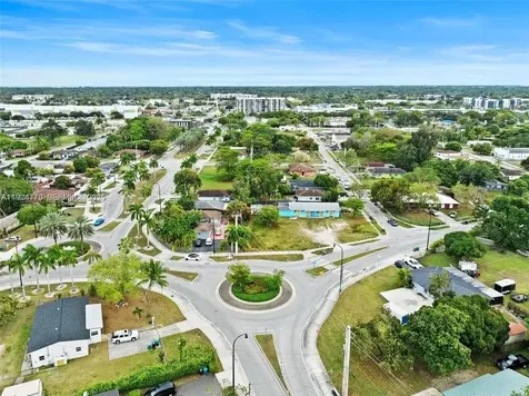 17611 SW 102 Avenue Perrine FL 33157